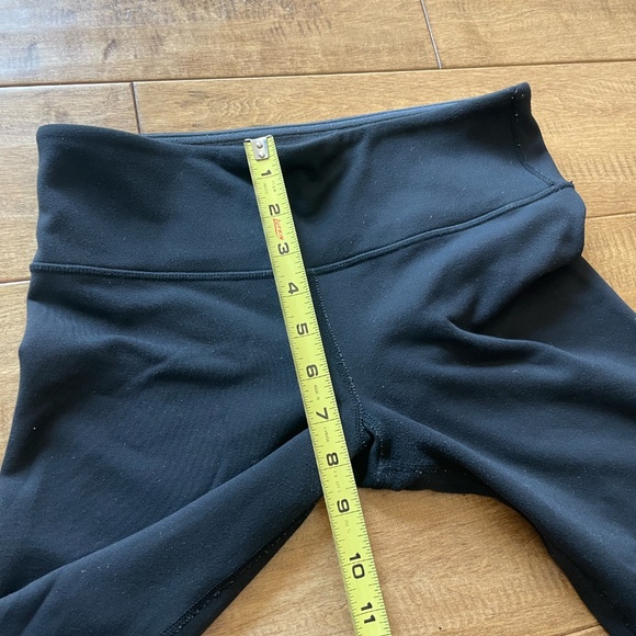 Lululemon Wunder Under Crop Yoga Pants Reversible black/grey - Picture 5 of 10